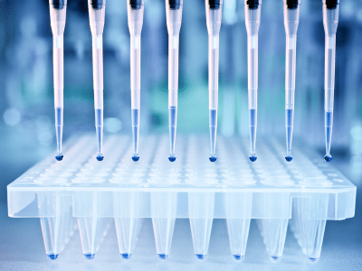 La fabrication des embouts de micropipette